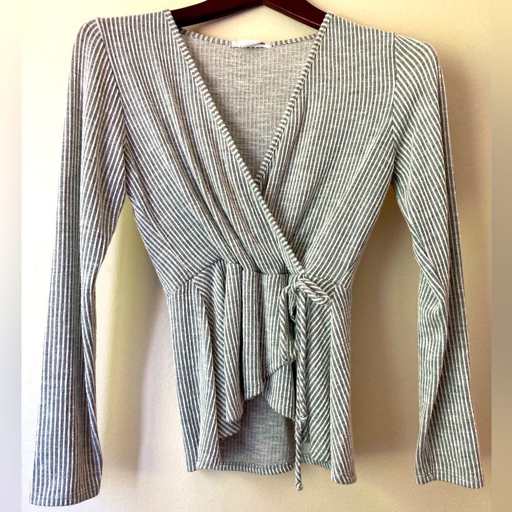 Grey/White striped wrap top size MEDIUM